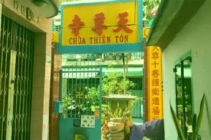 Elizabeth, 24 — Escort in Thien Ton, Vietnam