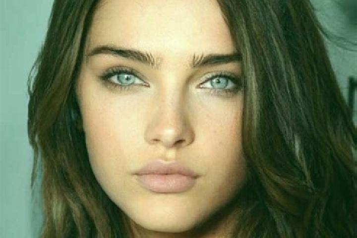 Elizabeth, 25, a brunette green-eyed caribbean companion based in Lewokukung. Offering Striptease, Dinner Date, Domination. Available for incall and outcall,...