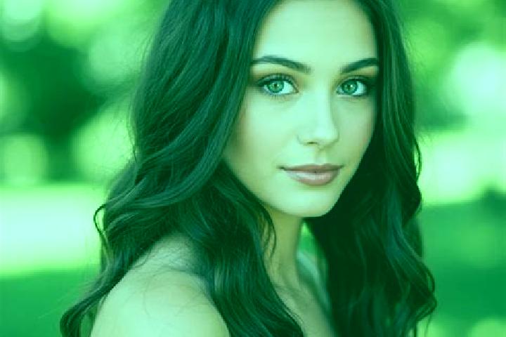 Elizabeth, 25, a chestnut hazel-eyed caucasian companion based in Campagnola. Offering Overnight, Domination, Travel Companion. Available for incall and outc...