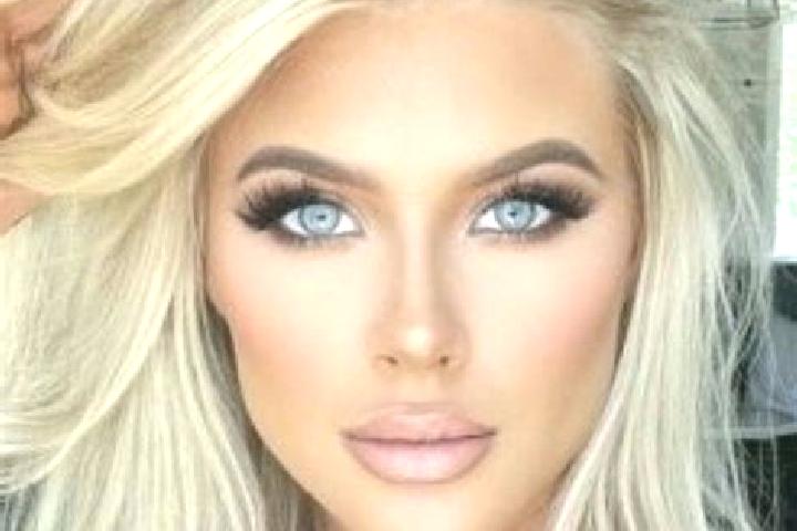 Elizabeth, 25, a platinum blonde amber-eyed ebony companion based in Dad. Offering Roleplay, Couples, Fetish. Available for incall and outcall, overnight boo...
