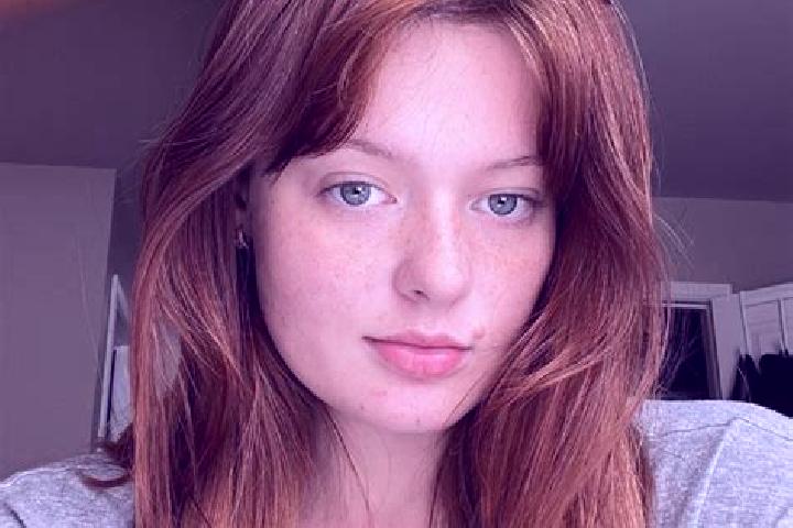 Elizabeth, 25, a red blue-eyed caucasian companion based in Bodenwerder. Offering CIM, Overnight, Erotic Massage, Domination. Available for incall and outcal...