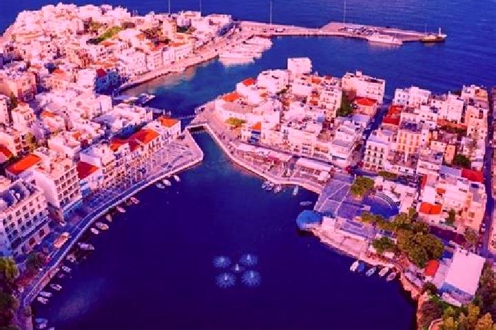 Elizabeth, 25 — Escort in Agios Vissarionas, Greece