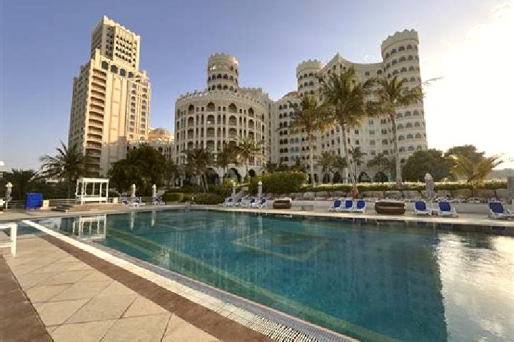 Elizabeth, 25 — Escort in Al Brouj, Morocco