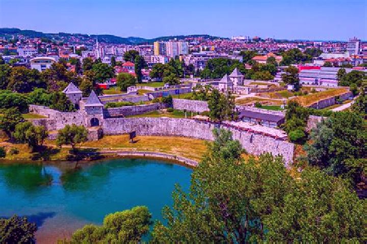 Elizabeth, 25 — Escort in Banja Luka, Bosnia and Herzegovina
