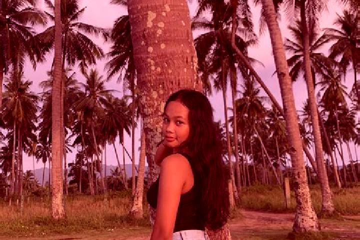 Elizabeth, 25 — Escort in Burdeos, Philippines