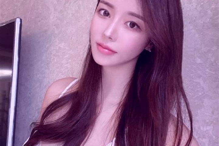 Elizabeth, 25 — Escort in Gongzishi, China