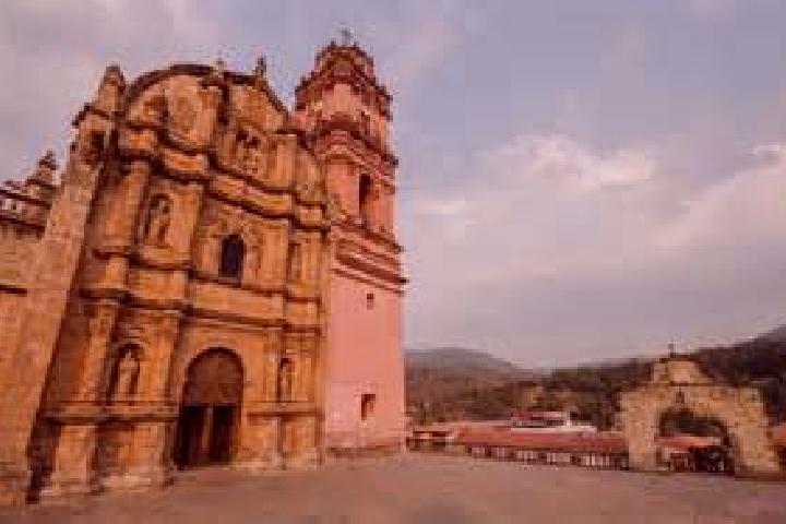 Elizabeth, 25 — Escort in Ixtlan de los Hervores, Mexico