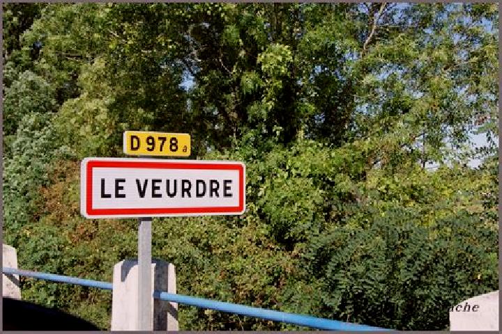 Elizabeth, 25 — Escort in Le Veurdre, France