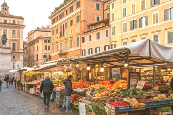 Elizabeth, 25 — Escort in Mercato, Italy