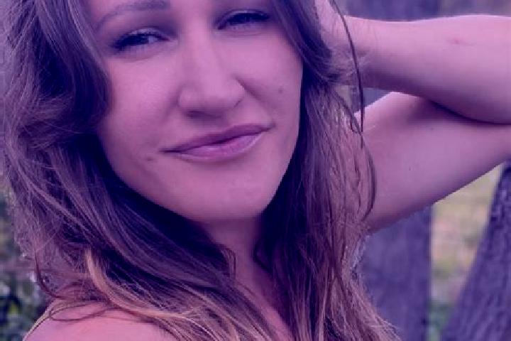 Elizabeth, 25 — Escort in Meredith, Australia