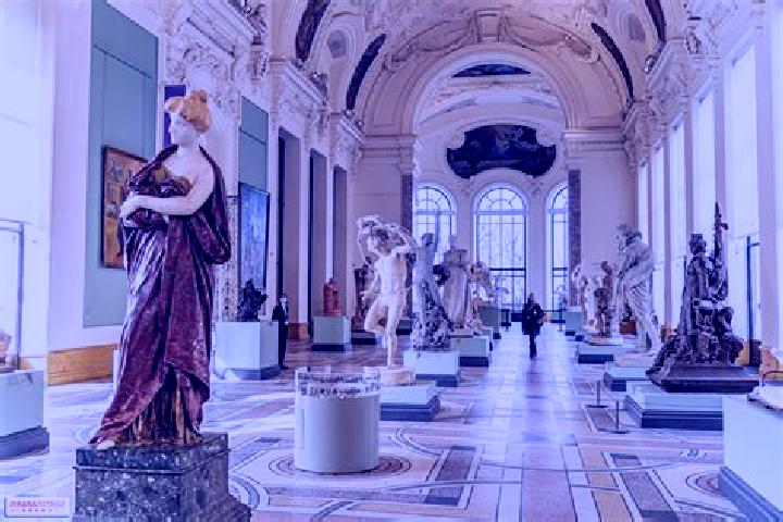 Elizabeth, 25 — Escort in Petit Palais, France