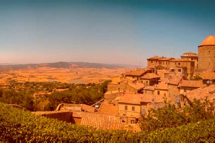Elizabeth, 25 — Escort in Pratovecchio, Italy
