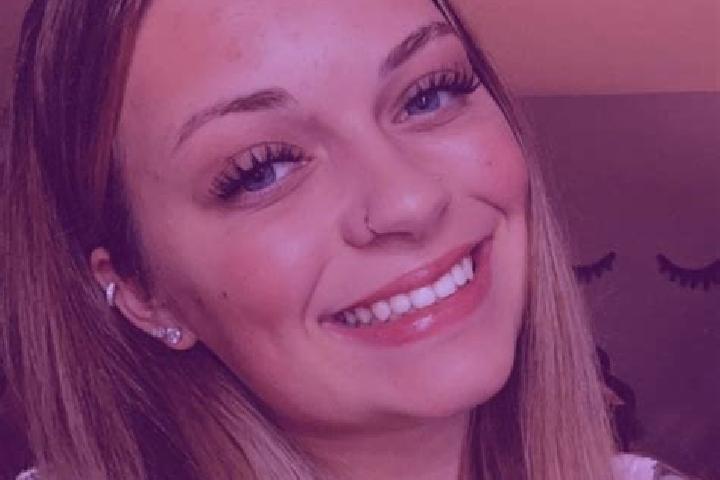 Elizabeth, 25 — Escort in Radford, United States
