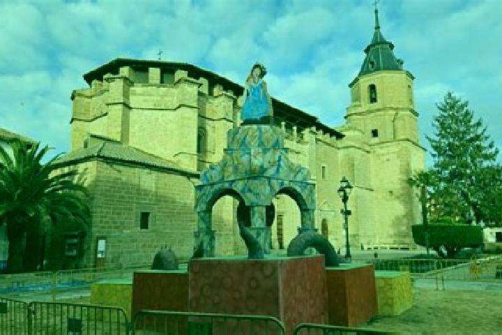 Elizabeth, 25 — Escort in Rivilla de Barajas, Spain