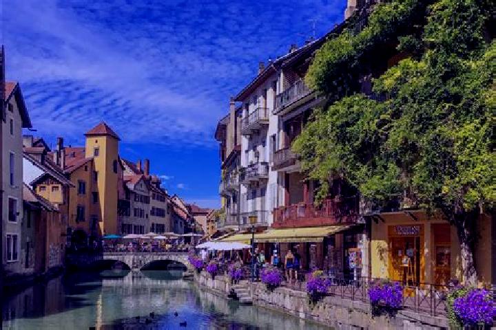 Elizabeth, 25 — Escort in Sainte-Barbe, France