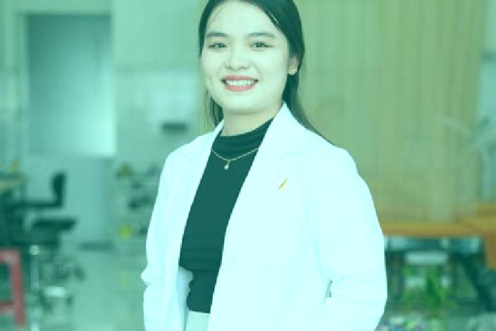 Elizabeth, 25 — Escort in Thi Tran Binh Minh, Vietnam