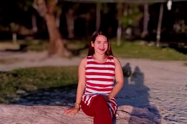 Elizabeth, 25 — Escort in Tiblawan, Philippines