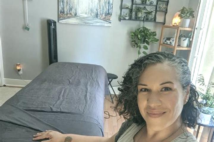 Elizabeth, 26, a black grey-eyed latina companion based in Mount Pleasant. Offering Striptease, Roleplay, Girlfriend Experience, Couples, Erotic Massage. Ava...