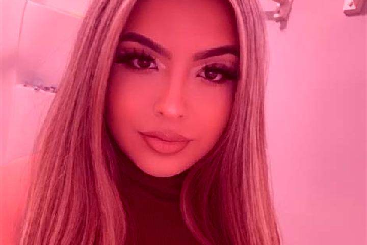 Elizabeth, 26, a blonde amber-eyed latina companion based in Rattelsdorf. Offering Girlfriend Experience, Domination, Roleplay, Fetish. Available for incall ...