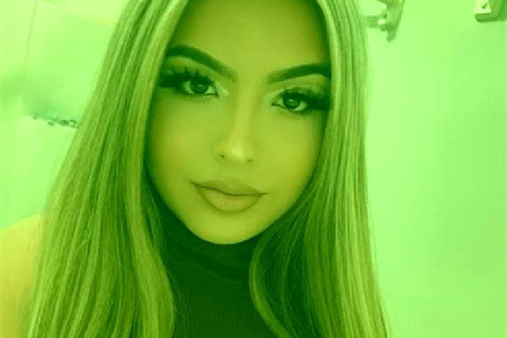 Elizabeth, 26, a blonde amber-eyed latina companion based in Union Roja. Offering BDSM, 69, A-Level. Available for incall and outcall, day and evening dates.