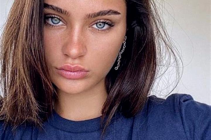 Elizabeth, 26, a brunette blue-eyed mixed companion based in Honggangshan. Offering Fetish, Deep French Kissing, BDSM, Couples, 69. Available for incall and ...
