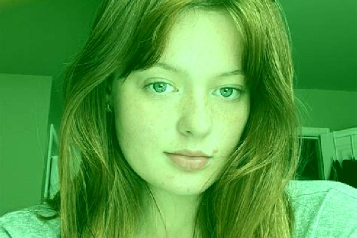 Elizabeth, 26, a red dark-eyed mixed companion based in Los Santos de Maimona. Offering Deep French Kissing, CIM, Overnight. Available for incall and outcall...