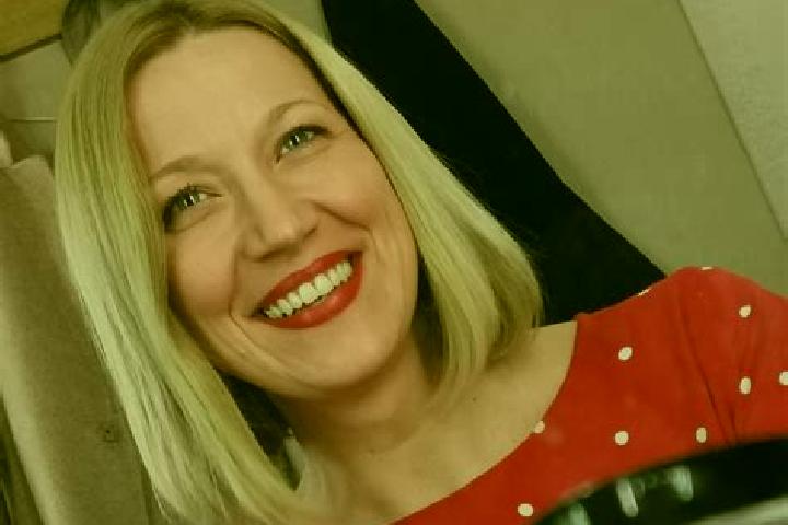 Elizabeth, 26 — Escort in Cublesu Somesan, Romania