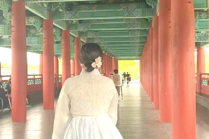 Elizabeth, 26 — Escort in Haeri, South Korea