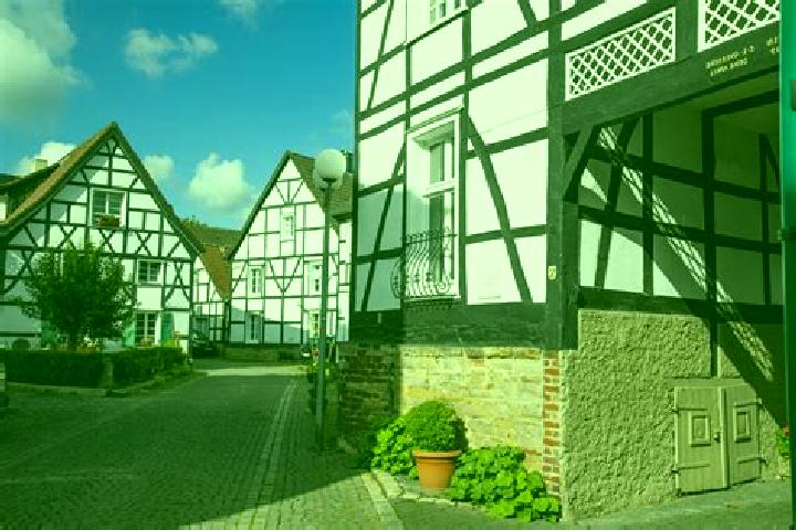 Elizabeth, 26 — Escort in Herdecke, Germany