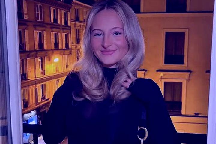 Elizabeth, 26 — Escort in Methley, United Kingdom