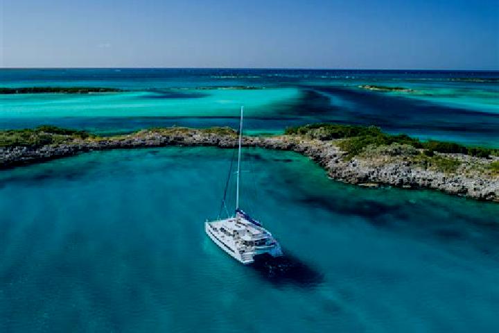 Elizabeth, 26 — Escort in The Moorings, Cayman Islands