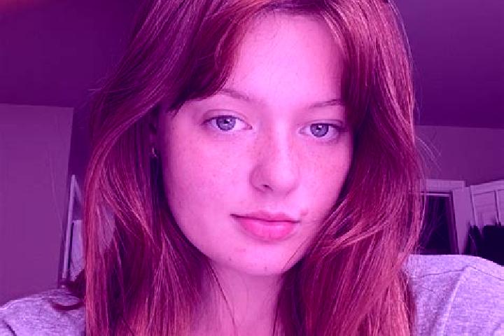 Elizabeth, 27, a auburn amber-eyed european companion based in La Puebla del Rio. Offering Duos, Overnight. Available for incall and outcall, overnight booki...