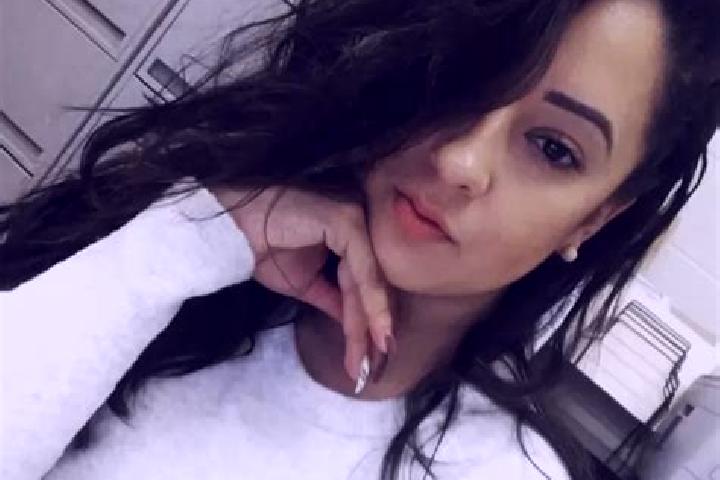 Elizabeth, 27, a auburn dark-eyed latina companion based in San Agustin del Guadalix. Offering Erotic Massage, A-Level, Fetish, GFE. Available for incall and...