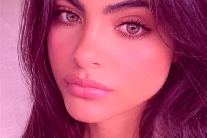 Elizabeth, 27, a black hazel-eyed latina companion based in Asela. Offering Tantra, Couples, BDSM. Available for incall and outcall, day and evening dates.