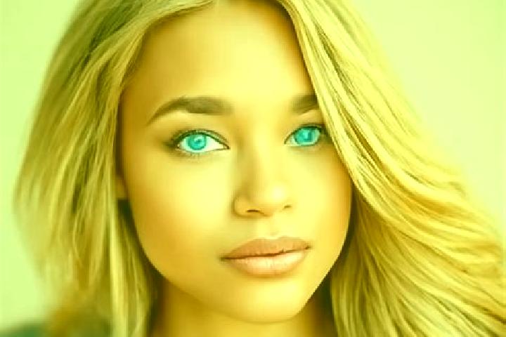 Elizabeth, 27, a blonde blue-eyed latina companion based in Forges. Offering Roleplay, Tantra, 69. Available for incall and outcall, overnight bookings avail...