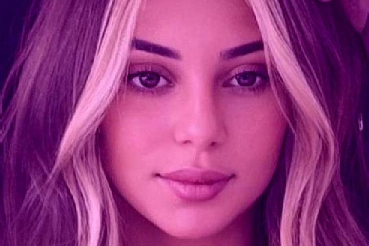 Elizabeth, 27, a blonde brown-eyed caribbean companion based in Sabinal. Offering Erotic Massage, Girlfriend Experience, Roleplay. Available for incall and o...