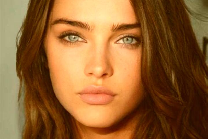 Elizabeth, 27, a brunette grey-eyed mixed companion based in Ojo de Agua del Potrero. Offering Deep French Kissing, 69, OWO, Duos. Available for incall and o...