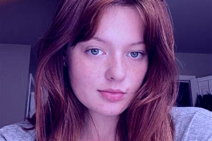 Elizabeth, 27, a chestnut blue-eyed caucasian companion based in Cacahoatan. Offering Girlfriend Experience, Dinner Date, Couples, Tantra. Available for inca...