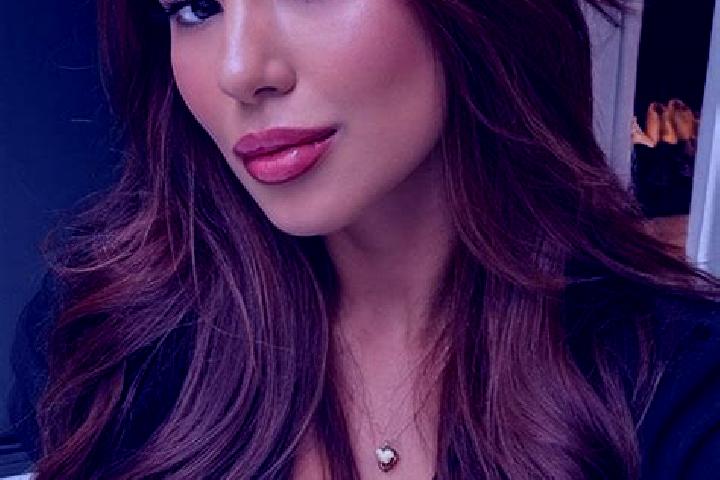 Elizabeth, 27, a chestnut brown-eyed latina companion based in Achada Grande Frente. Offering 69, A-Level, Erotic Massage. Available for incall and outcall, ...