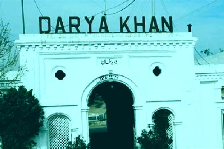 Elizabeth, 27 — Escort in Darya Khan Marri, Pakistan