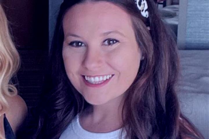 Elizabeth, 27 — Escort in Lilburn, United States