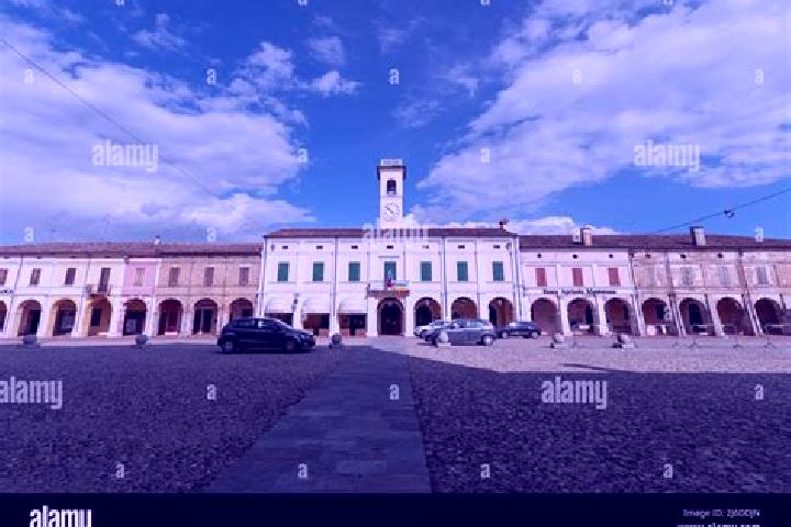 Elizabeth, 27 — Escort in Pomponesco, Italy