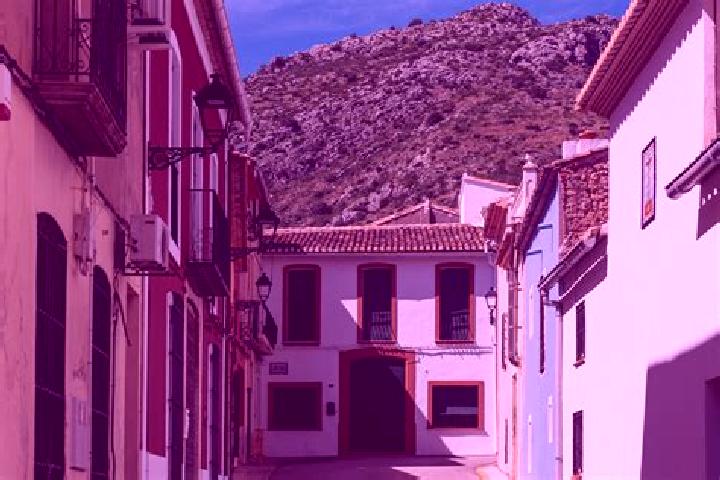 Elizabeth, 27 — Escort in Sanet y Negrals, Spain