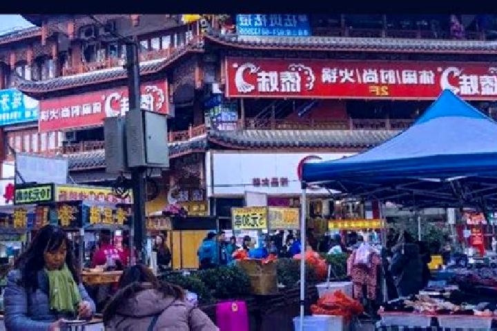 Elizabeth, 27 — Escort in Zhoupu, China