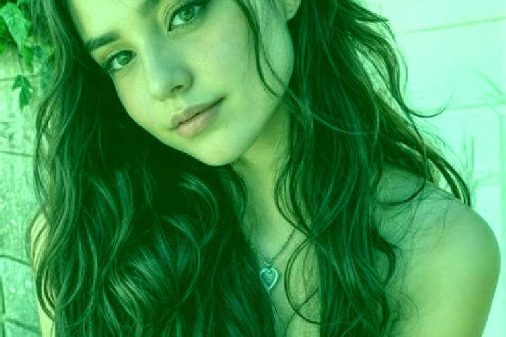 Elizabeth, 28, a chestnut hazel-eyed mediterranean companion based in Dongtang. Offering Party Girl, Dinner Date, Striptease. Available for incall and outcal...