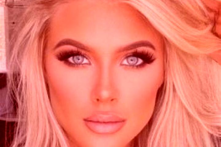 Elizabeth, 28, a platinum blonde hazel-eyed mediterranean companion based in Vathylakkos. Offering BDSM, Duos, 69, Striptease. Available for incall and outca...