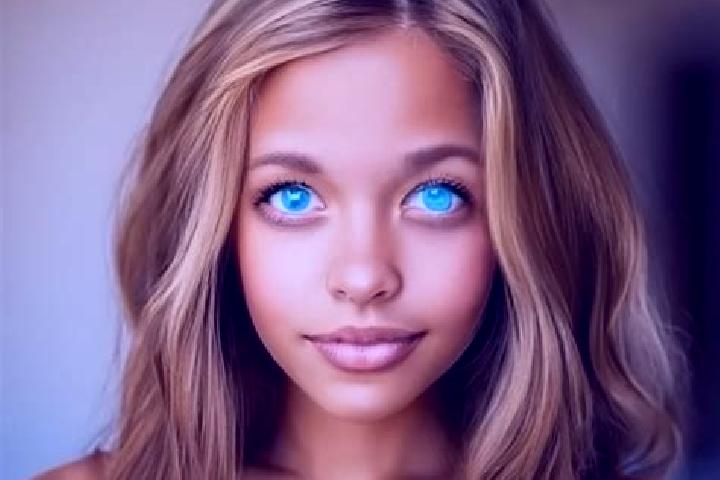 Elizabeth, 28, a red blue-eyed mixed companion based in Westendorf. Offering Duos, Erotic Massage, GFE. Available for incall and outcall, day and evening dates.