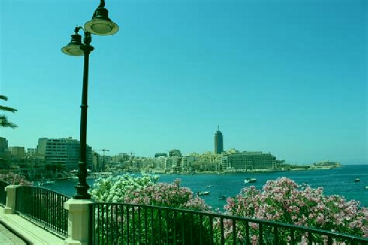 Elizabeth, 28 — Escort in Gudja, Malta