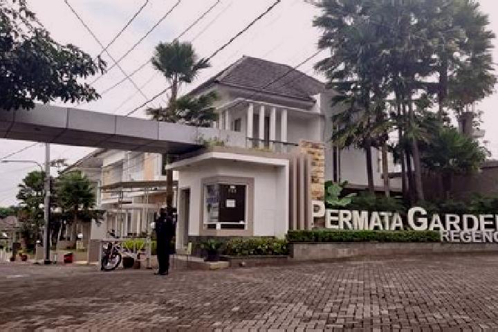 Elizabeth, 28 — Escort in VILLA PERMATA HIJAU, Indonesia