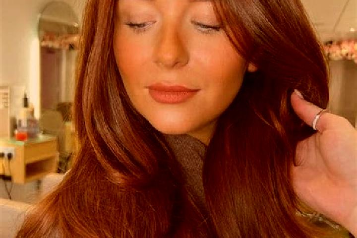 Elizabeth, 29, a auburn brown-eyed mediterranean companion based in Mendlesham. Offering Deep French Kissing, Girlfriend Experience, Couples, GFE, Striptease...